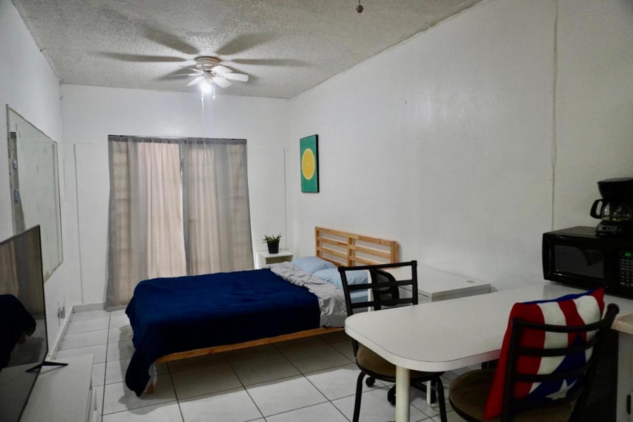 All You Need Studios Walking Distance To Beach Isla Verde San Juan Exteriér fotografie